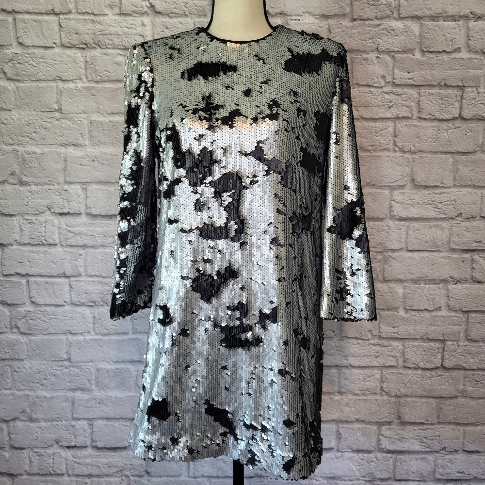 Elizabeth and James Revolve Danya black silver sequins 3/4 sleeve dress size XS - Picture 3 of 12